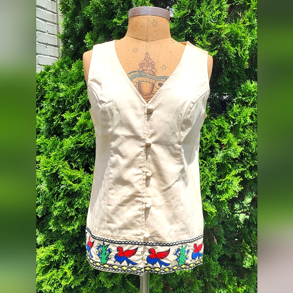 Vintage Modern Juniors Vest with Awesome Embroidery Size A
